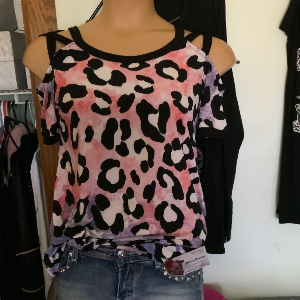 Crisscross Cold Shoulder Tie Dye Top - Picture 1 of 6